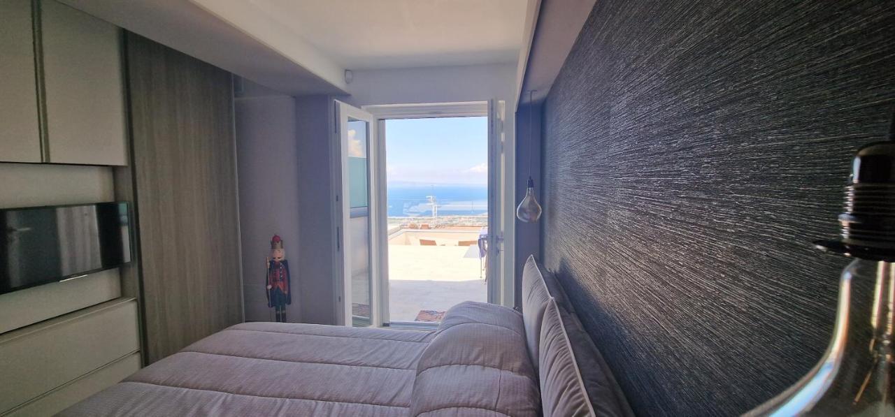 En Suite Bedroom Blue Moon ปิอาโนดิซอร์เรนโต ภายนอก รูปภาพ