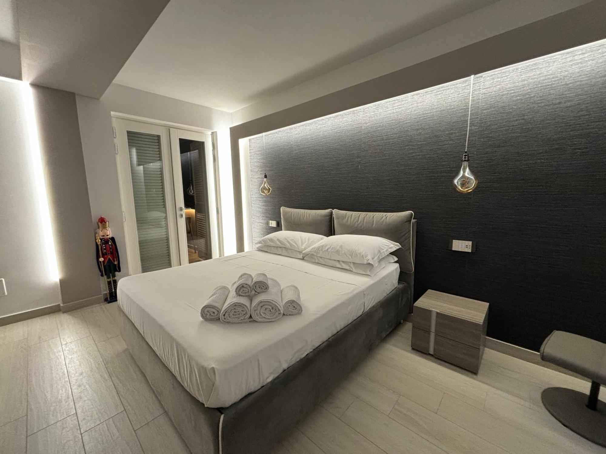 En Suite Bedroom Blue Moon ปิอาโนดิซอร์เรนโต ภายนอก รูปภาพ